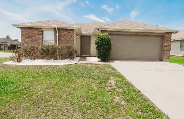 243 Meadowcrest - 243 Meadowcrest Drive, Terrell, TX 75160