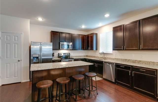 7716 Shorthorn Way Gallery 2