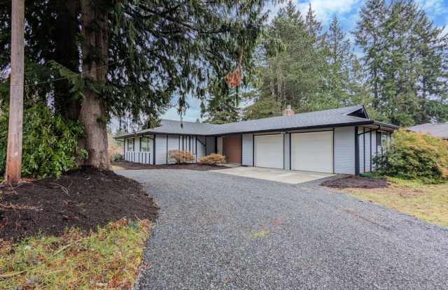 **Move-in Special!!!** Updated  move in ready 3 bed 2 bath rambler w/ 2 car garage! photos photos