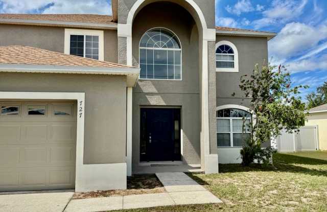 Spacious Home in Poinciana Gallery 3