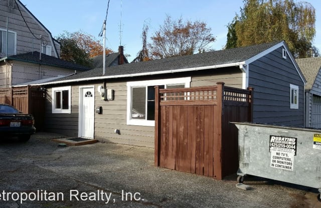2606 Fulton St - 2606 Fulton St, Everett, WA 98201