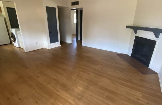 610 East Lester Street - 610 East Lester Street, Tucson, AZ 85705