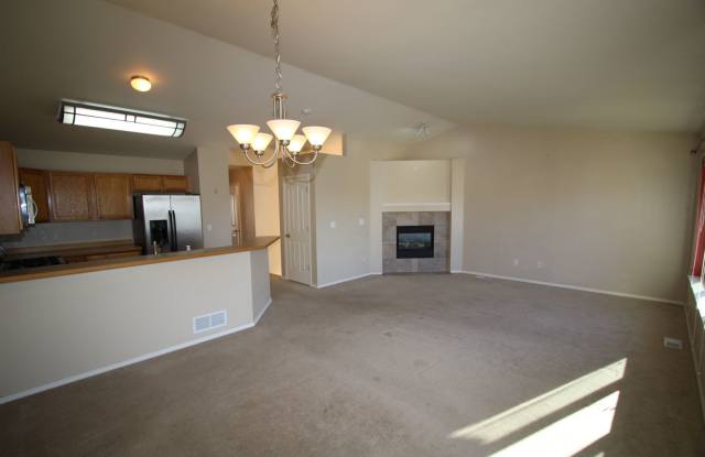 3 Bedroom Eagle River Condo! Gallery 3