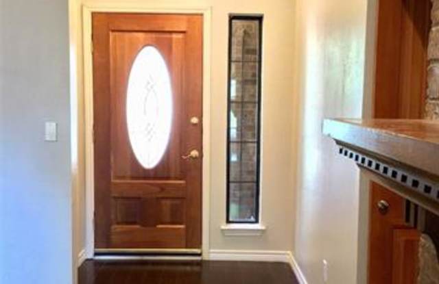 6302 Sandybrook Drive Gallery 3