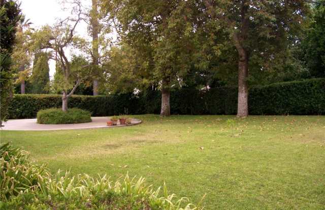 9931 Santa Gertrudes Avenue Gallery 4