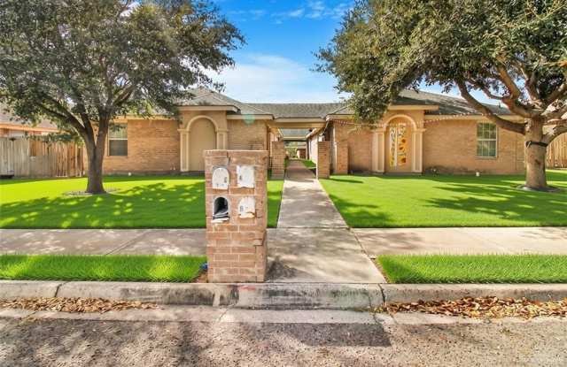 1804 S Ironwood Street Gallery 2