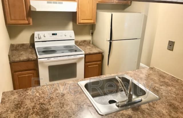 1094 Merrimar Cir S - 1094 Merrimar Circle South, Columbus, OH 43220