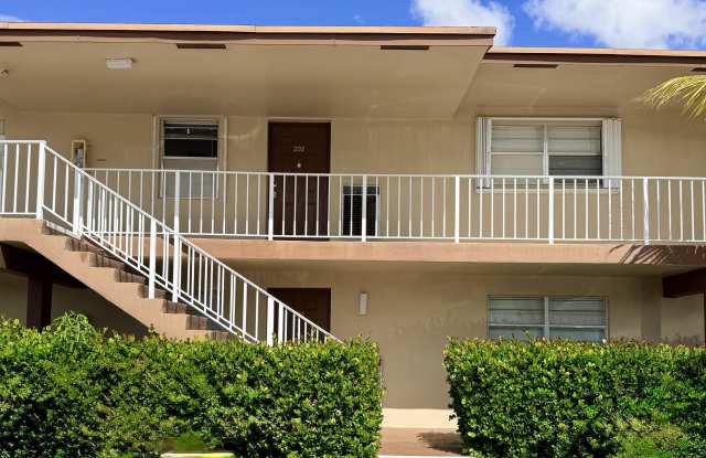 7505 NW 5TH Court Gallery 1