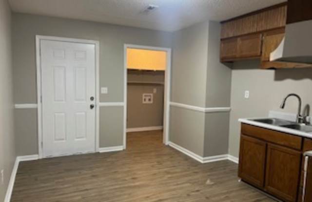 2209 Graham Avenue Southwest - C photos photos