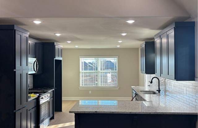 3105 SW Lovely Lane Gallery 4