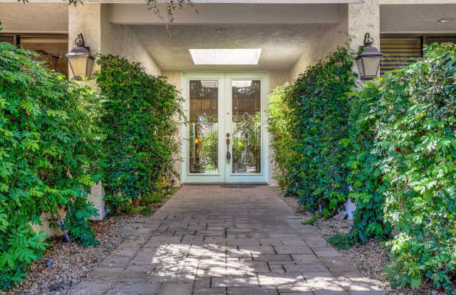31 Stanford Drive Gallery 2