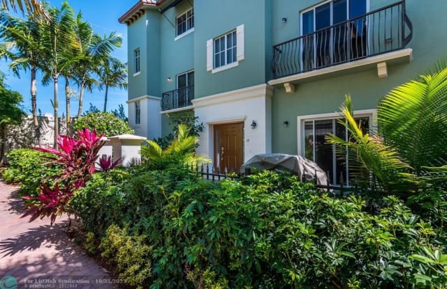 37 NW Hawthorne Pl - 37 Northwest Hawthorne Place, Boca Raton, FL 33432