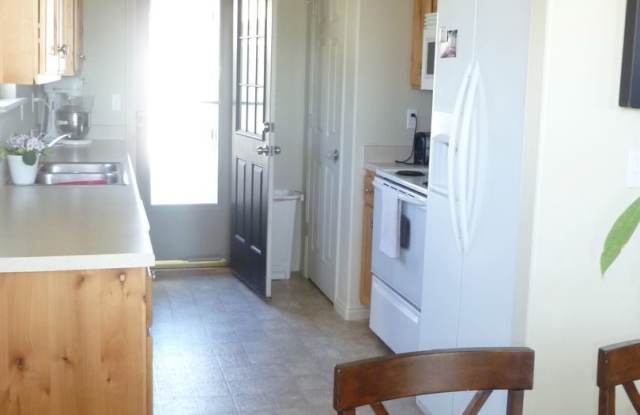 1069 S 1850 W Gallery 3
