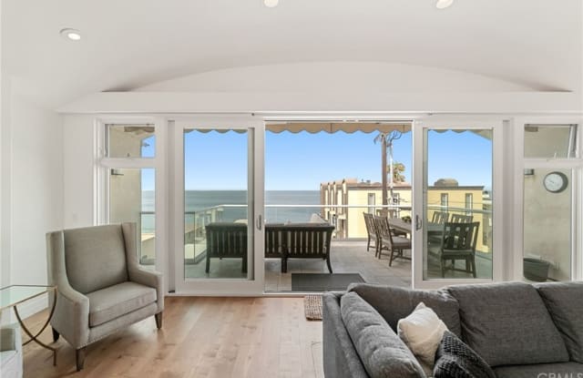 947 S Coast Highway - 947 South Coast Highway, Laguna Beach, CA 92651