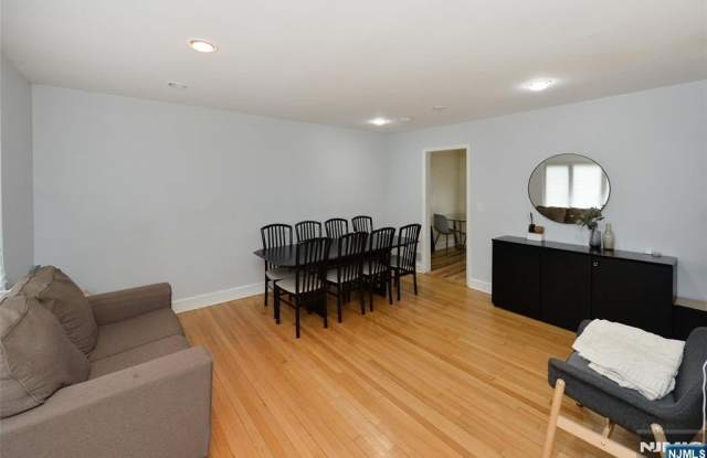 104 Fairview Avenue photos photos