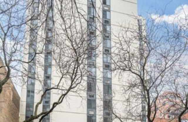1339 N Dearborn Street photos photos