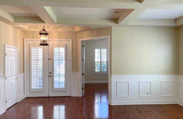 Luxury 5-Bedroom Home in Gated Whitney Isles at Belmere! - Fenced Yard!! Gallery 4