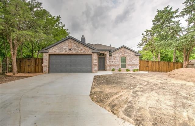 654 Meadow Park Drive - 654 Meadow Park Dr, White Settlement, TX 76108