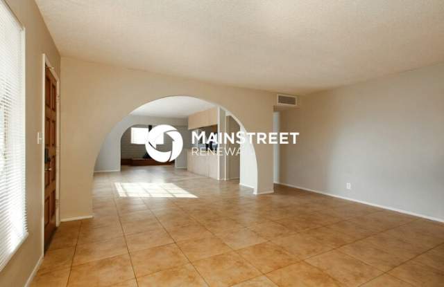3738 West Claremont Street Gallery 4