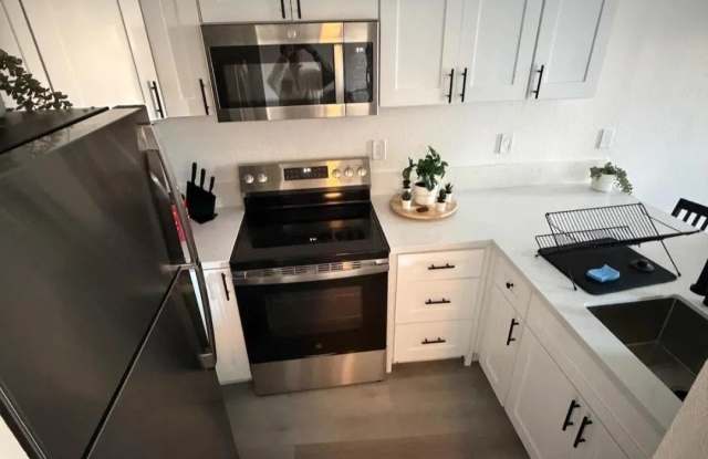 4465 Ocean Front Gallery 3