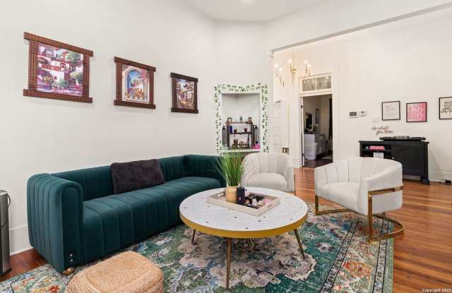 114 Omaha photos photos