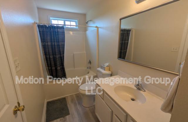 8601 Sawleaf Ct Gallery 4