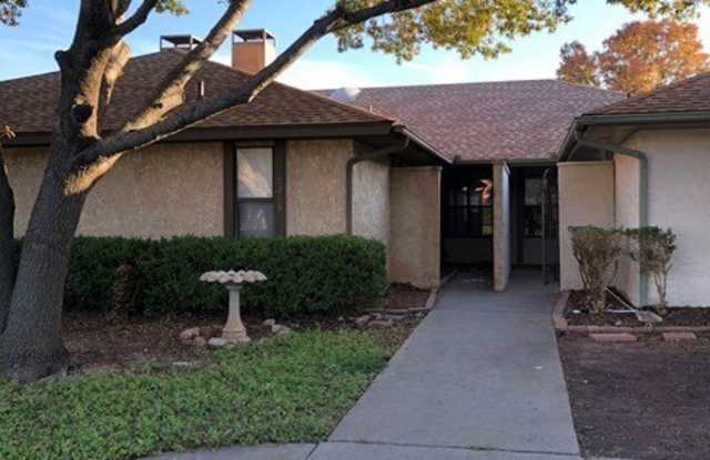2213 Valleyview Boulevard Gallery 1