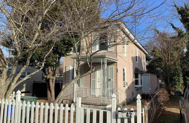 42 E Greenfield Ave photos photos