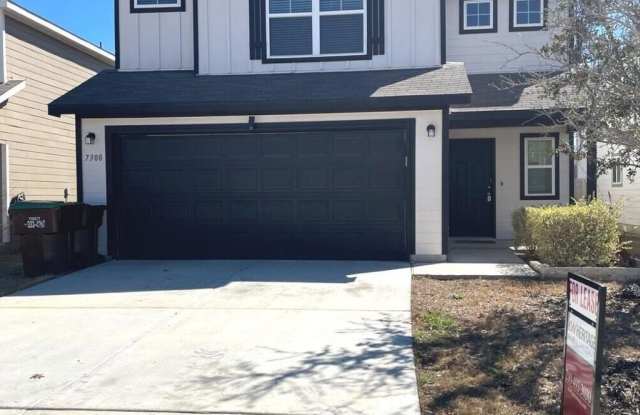 7803 Yucca photos photos