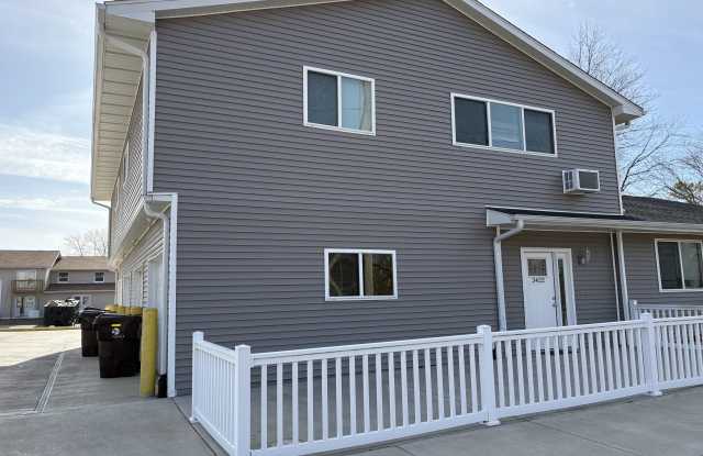 3422 W Richwoods Blvd photos photos