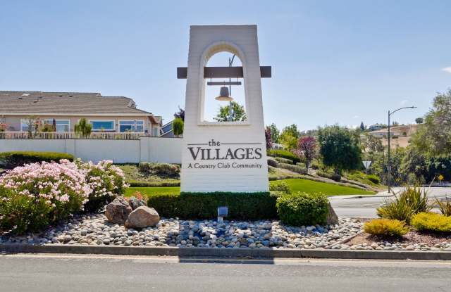 An active 55+ luxury gated community in the Evergreen Hills of Silicon Valley photos photos