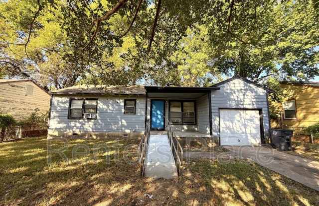 4324 North Iroquois Avenue photos photos