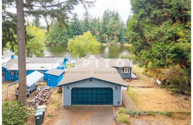 7910 Warbler Court Southeast Gallery 2