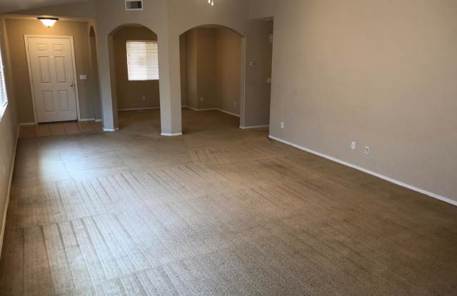 25728 W ST CHARLES Court Gallery 3