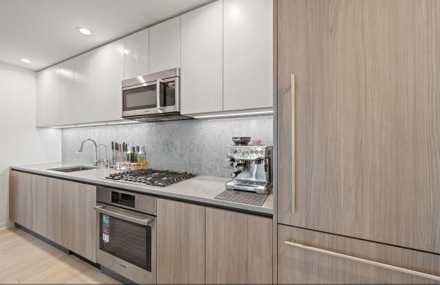 155 Bay St Unit 2706 photos photos