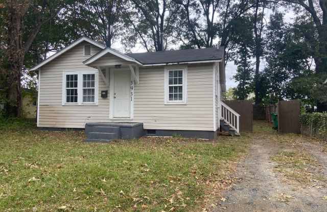3931 Bearwood Avenue photos photos