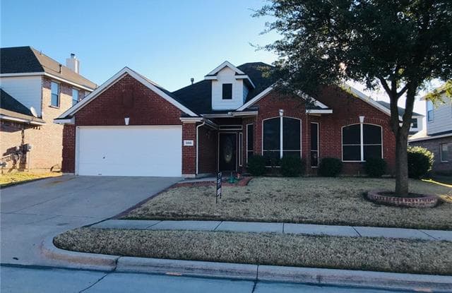 606 Primavera Drive - 606 Primavera Dr, Arlington, TX 76002