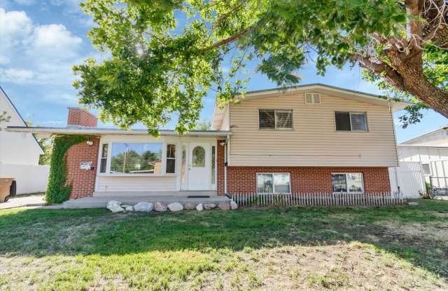 5 Bedroom, 3 Bath Home in Salt Lake City Gallery 1