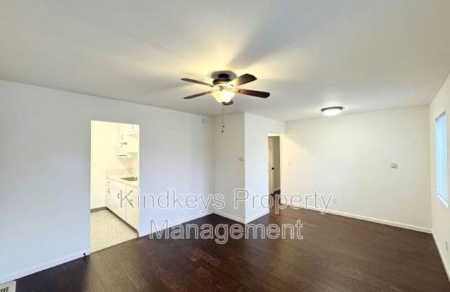 3934 Third Ave Gallery 2