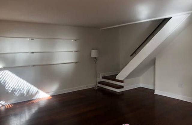 10402 North 11th South Gallery 3