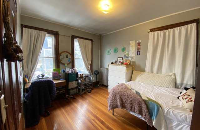 4 Montcalm Ave. - 4 Montcalm Avenue, Boston, MA 02135