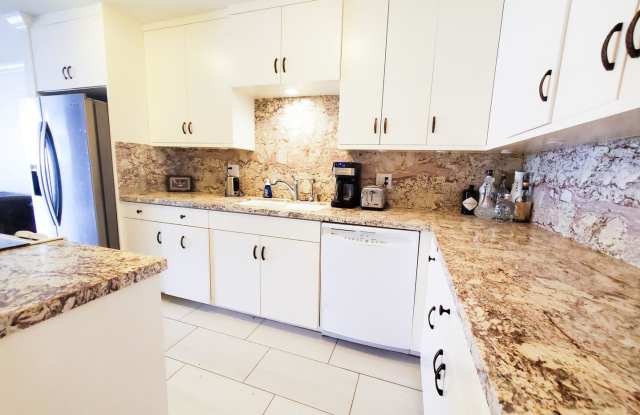 Sea Gate Condominiums Gallery 3