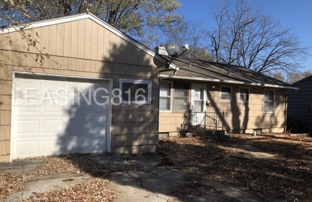 7804 East 108 Terrace - 7804 East 108th Terrace, Kansas City, MO 64134