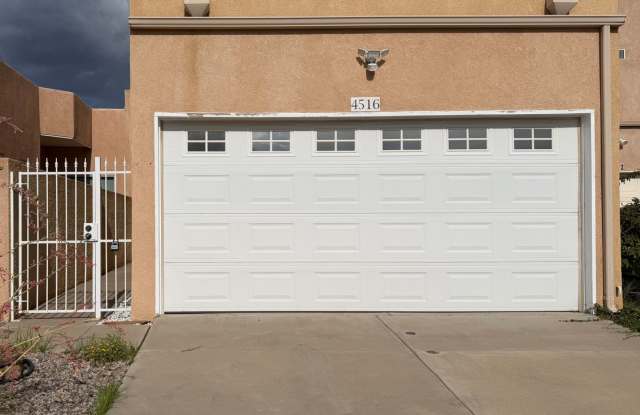 Cute 2 Bedroom 2 Bathroom Home In The NE! photos photos Cute 2 Bedroom 2 Bathroom Home In The NE! photos photos