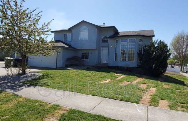 6311 W Selkirk - 6311 West Selkirk Street, Spokane, WA 99208