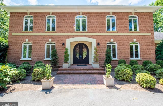 9121 MILL POND VALLEY DRIVE - 9121 Mill Pond Valley Drive, Great Falls, VA 22066