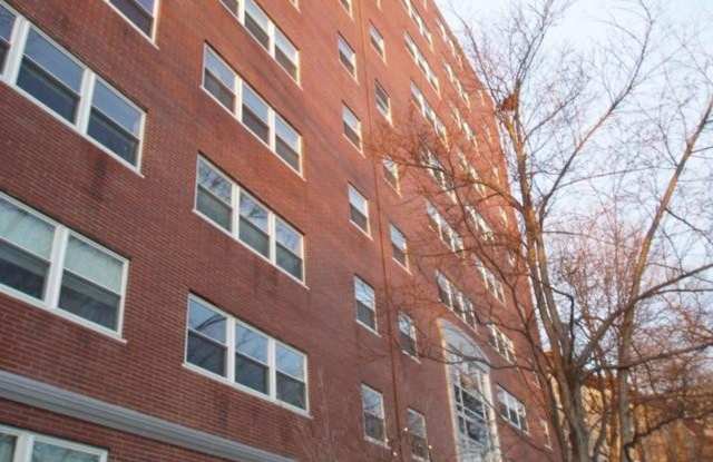 1600 Beacon St 806 photos photos
