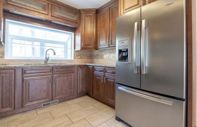 1220 Moores Mill Road NW Gallery 3