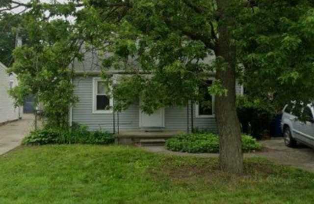 2 Bedroom Home in Westland photos photos