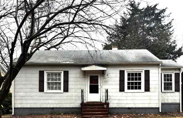 Three bedroom in Forest View photos photos